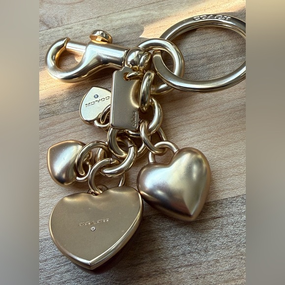 Coach Red Heart Cluster Bag Charm Keychain with Gold Hardware NWOT - Picture 5 of 5